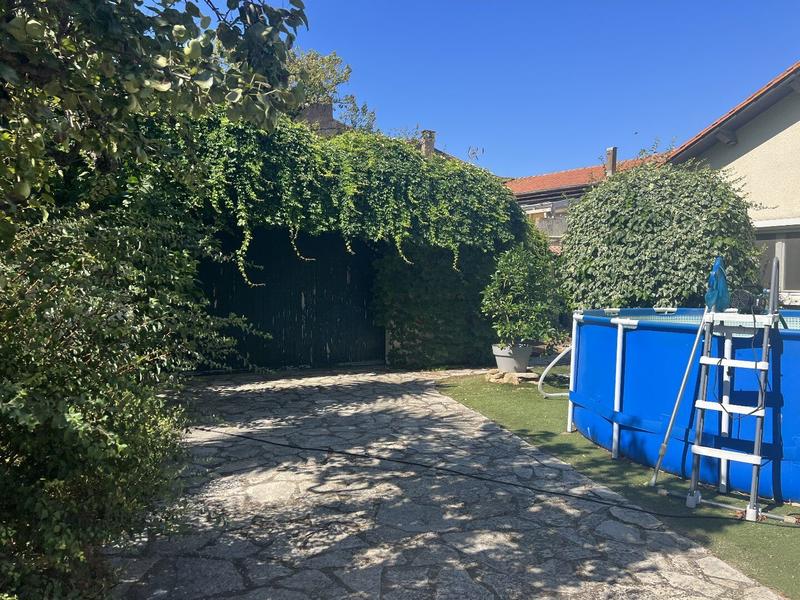 Maison - 137 m² - 7 pièces