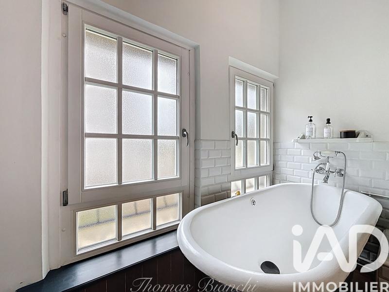 Appartement - 108 m² - 4 pièces