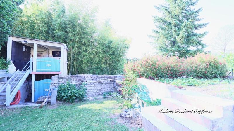 Maison - 250 m² - 13 pièces