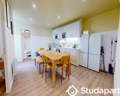 Chambre - 70 m² - 1 pièce