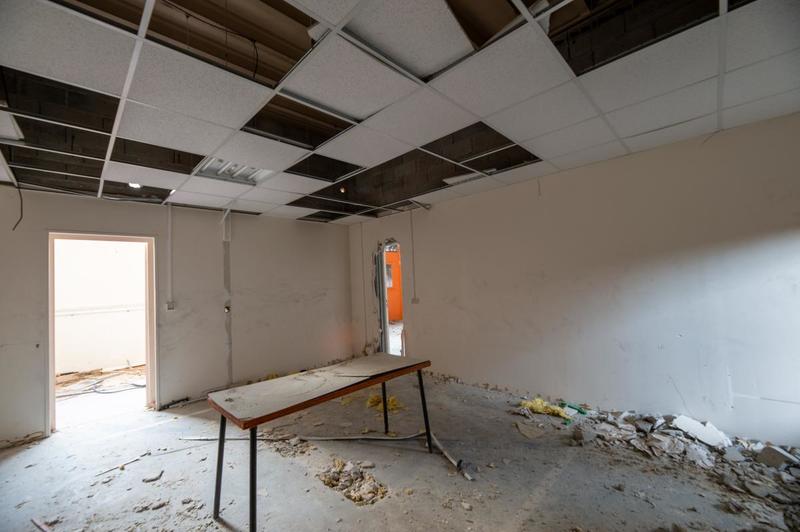 Local d'activité / Entrepôt - 250 m²