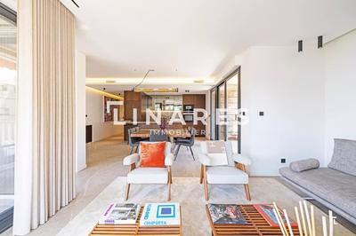 Appartement - 121 m² - 4 pièces