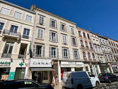 Appartement bourgeois - 93 m² - 4 pièces