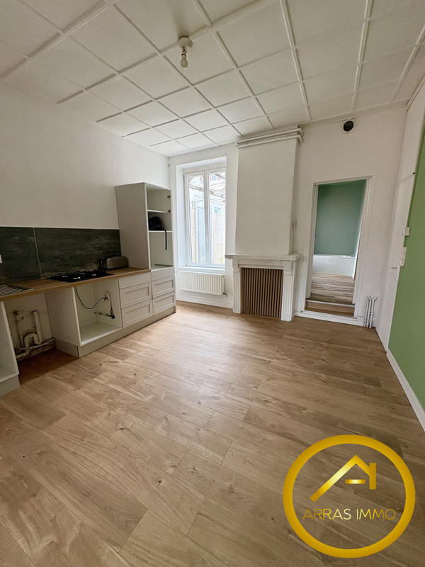 Maison - 163 m² - 7 pièces