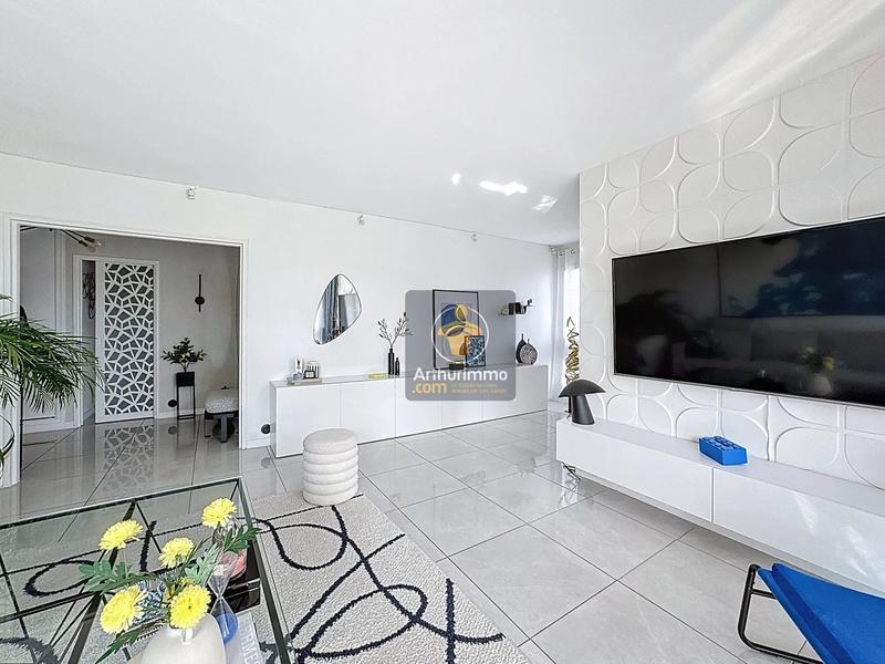 Appartement - 83 m² - 4 pièces