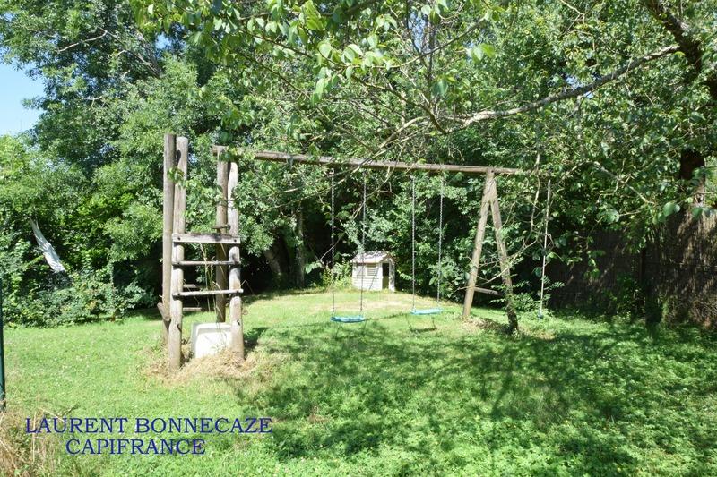 Maison - 257 m² - 7 pièces