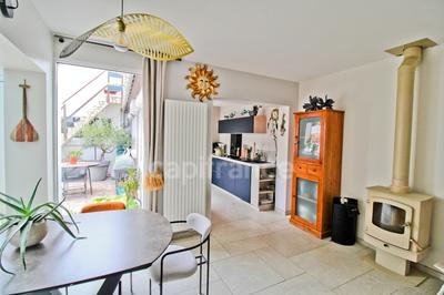 Maison - 102 m² - 5 pièces