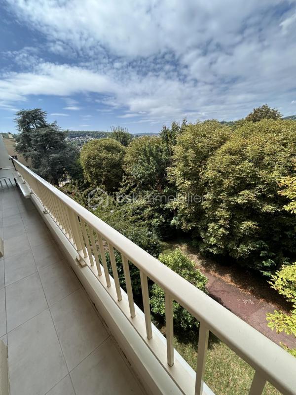 Appartement - 84 m² - 4 pièces