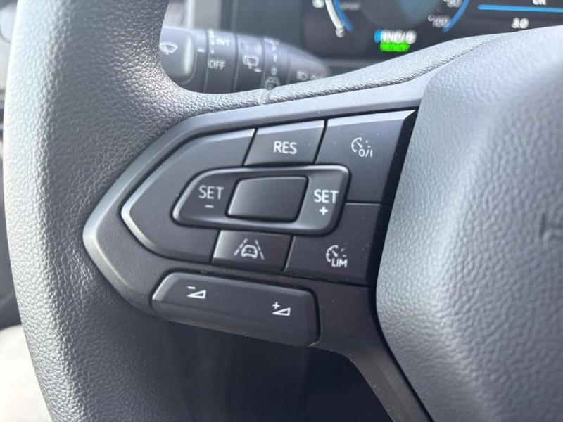 Volkswagen Transporter E Van (64kwh/210kw) L1