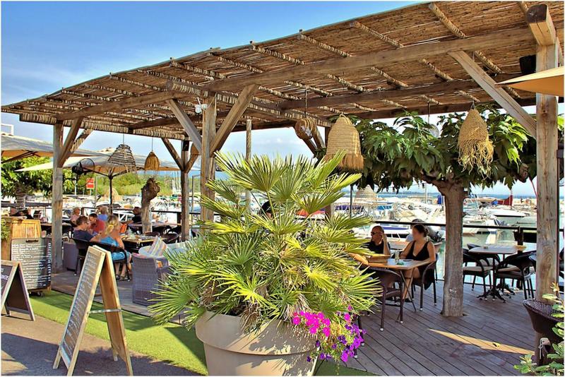 Maison d'architecte - 250 m² - 7 pièces