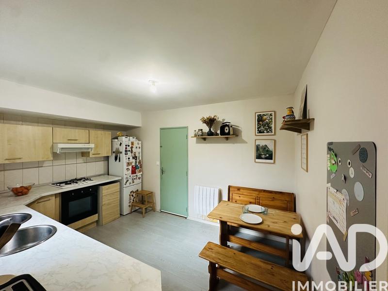 Maison - 140 m² - 8 pièces