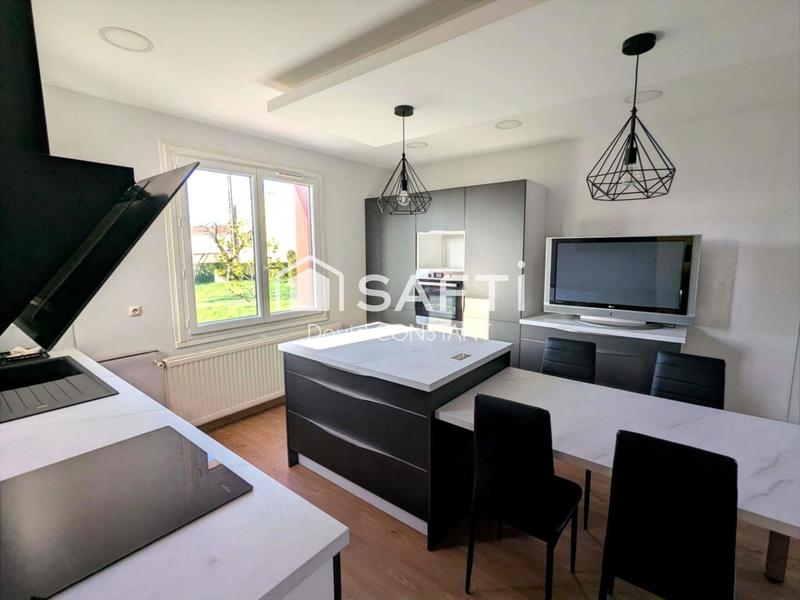 Maison - 150 m² - 5 pièces