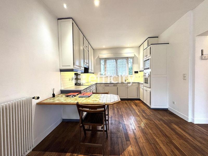 Maison - 160 m² - 5 pièces