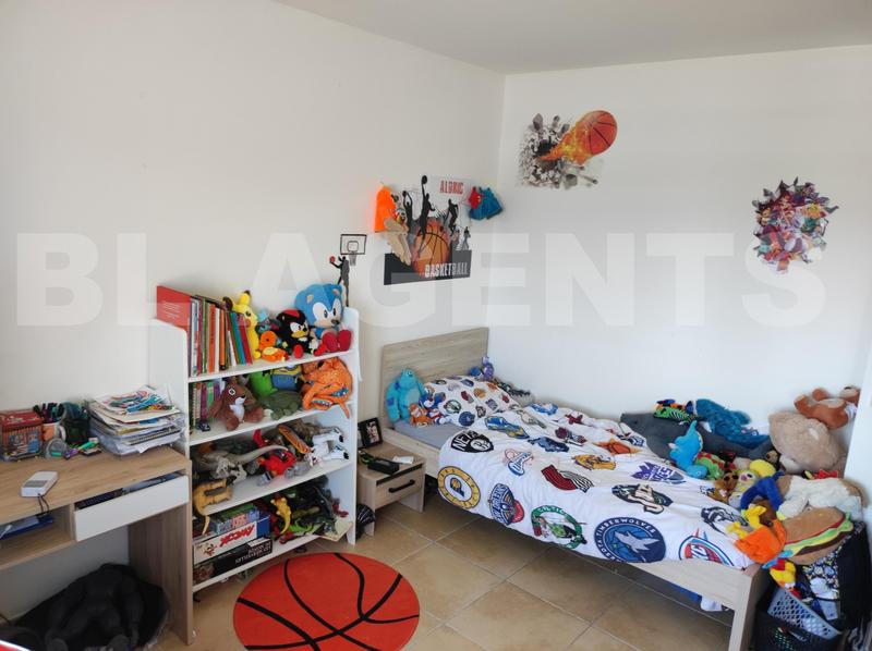 Maison traditionnelle - 112 m² - 6 pièces