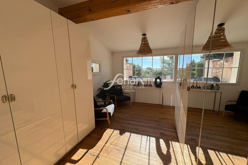 Maison - 170 m² - 8 pièces