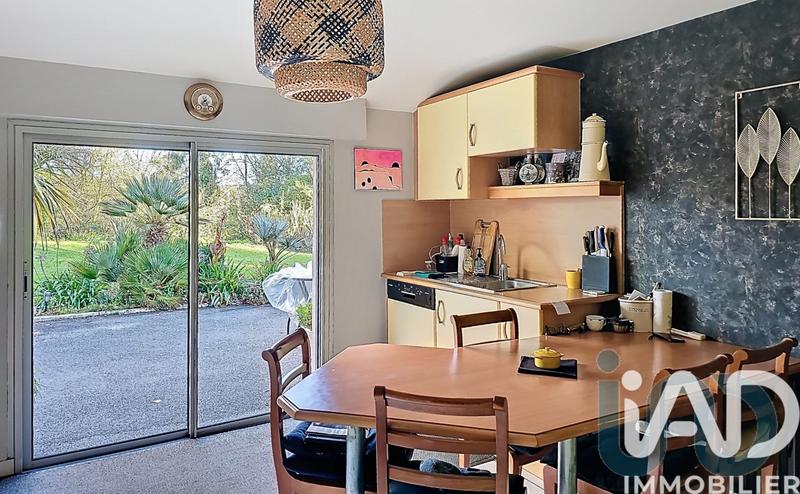 Maison - 200 m² - 9 pièces