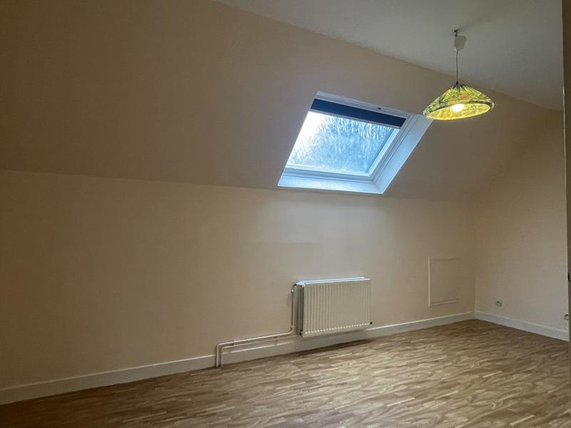 Maison traditionnelle - 137 m² - 6 pièces