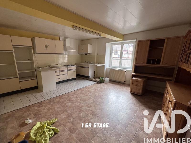 Maison de village - 400 m² - 15 pièces