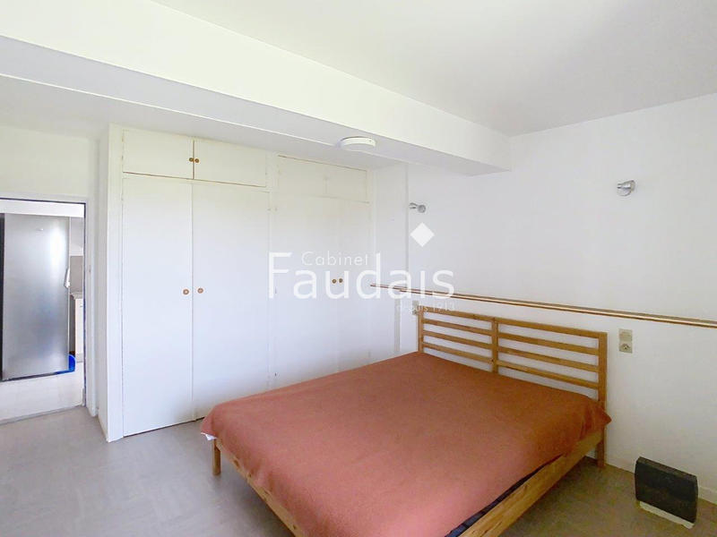 Maison - 164 m² - 9 pièces