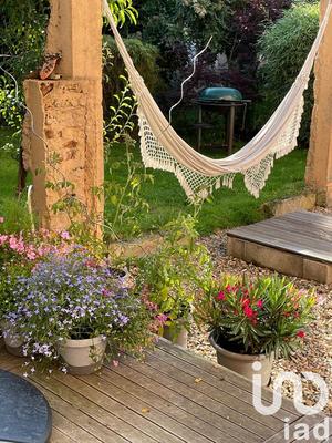 Maison de maîtres - 232 m² - 11 pièces