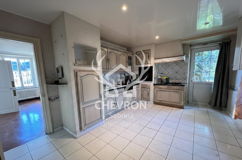 Maison - 168 m² - 6 pièces