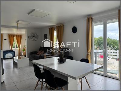 Maison - 120 m² - 6 pièces