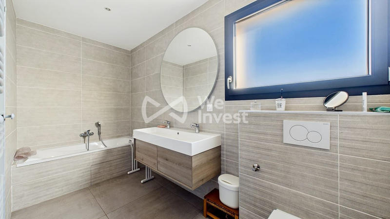 Maison - 138 m² - 6 pièces