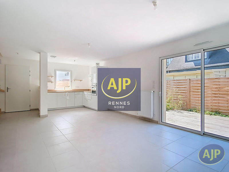 Maison - 110 m² - 6 pièces