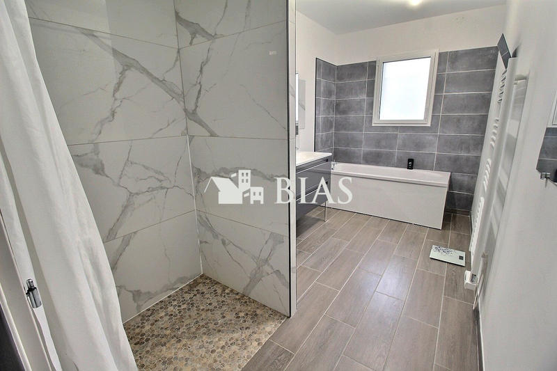 Maison - 126 m² - 5 pièces