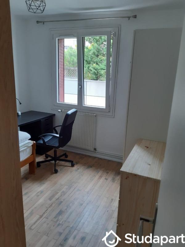 Chambre - 12 m² - 1 pièce