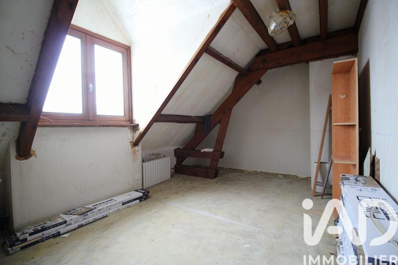 Maison - 215 m² - 10 pièces