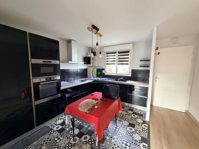 Villa - 80 m² - 4 pièces