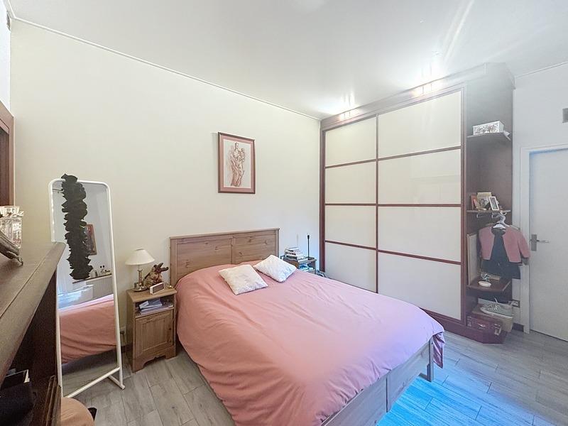 Appartement - 133 m² - 6 pièces