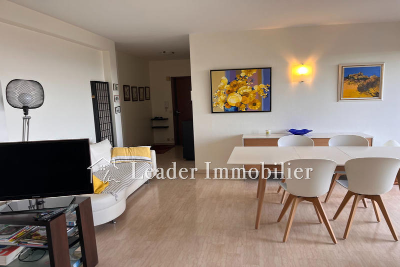 Appartement - 72 m² - 3 pièces