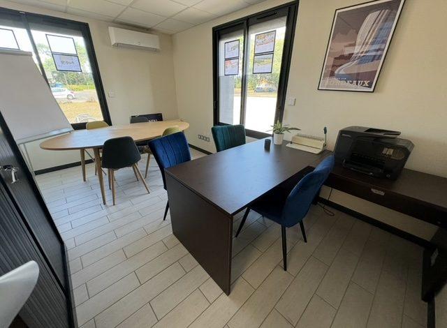 Bureau - 92 m² - 5 pièces