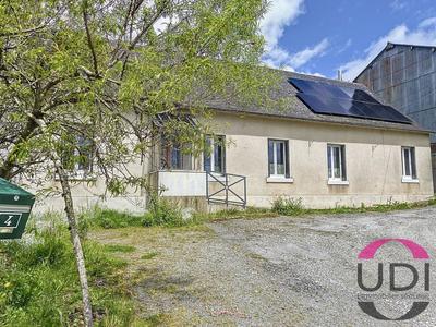 Maison - 137 m² - 6 pièces