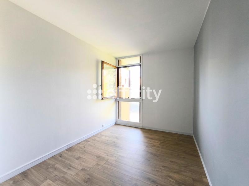 Appartement - 72 m² - 4 pièces