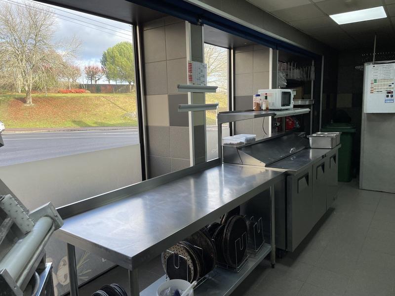 Fonds de commerce - 180 m²