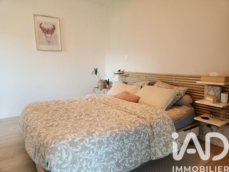 Maison - 195 m² - 7 pièces