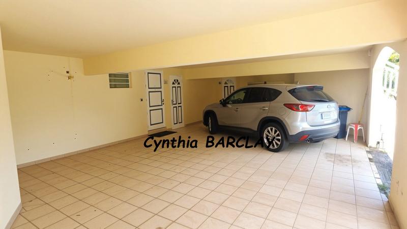 Maison d'architecte - 273 m² - 9 pièces