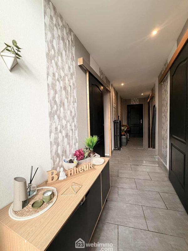 Maison - 184 m² - 6 pièces