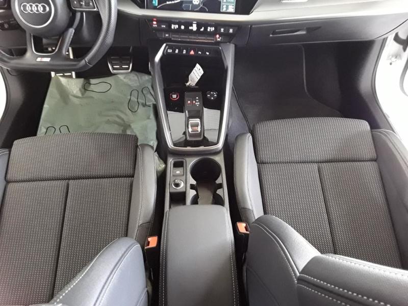 Audi A3 sportback 2.0 Tdi 150 Cv s-Line s-Tronic 7