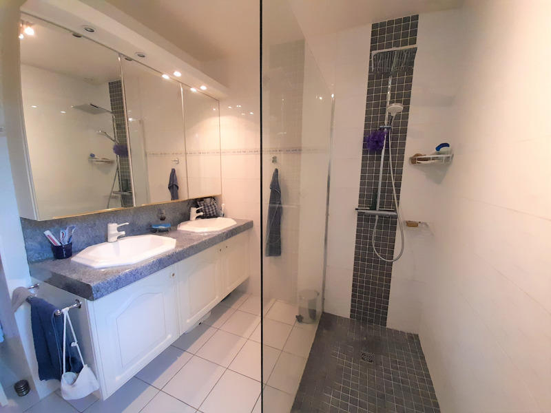 Maison - 183 m² - 5 pièces