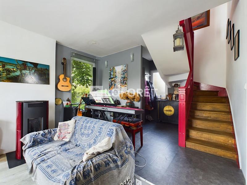 Maison - 101 m² - 5 pièces