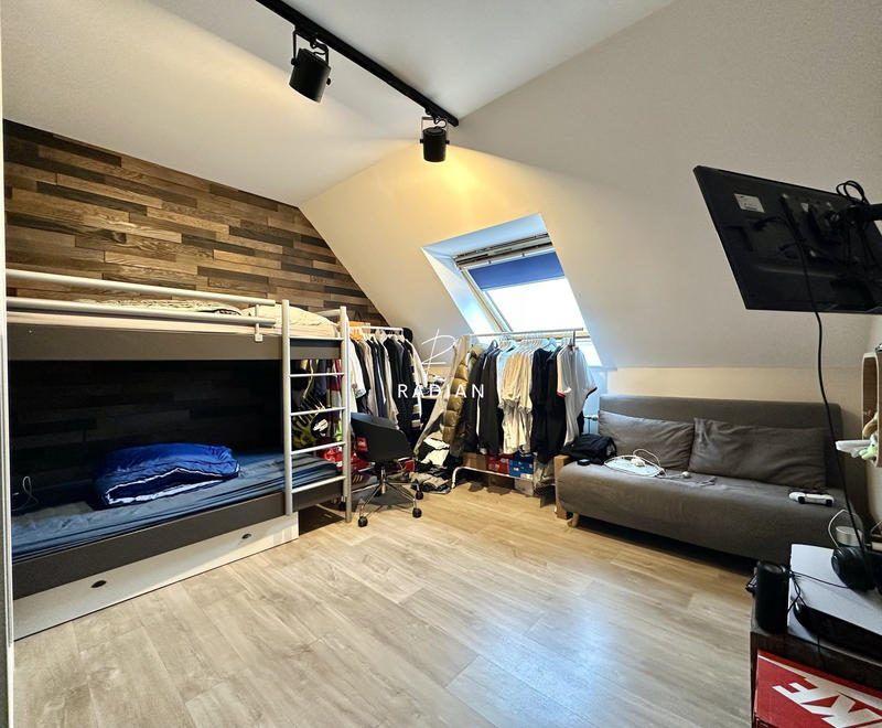 Maison - 115 m² - 5 pièces