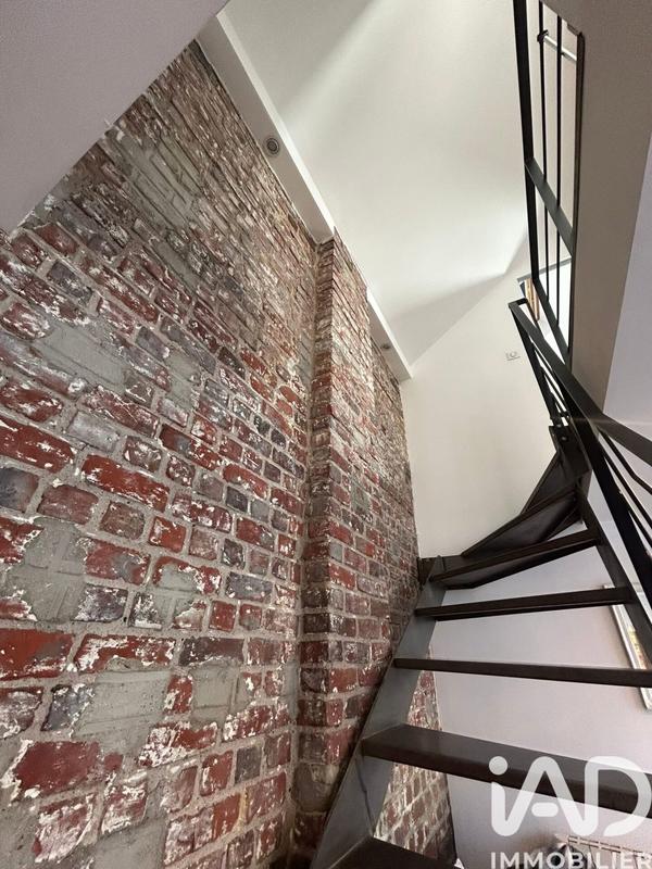 Loft - 83 m² - 3 pièces