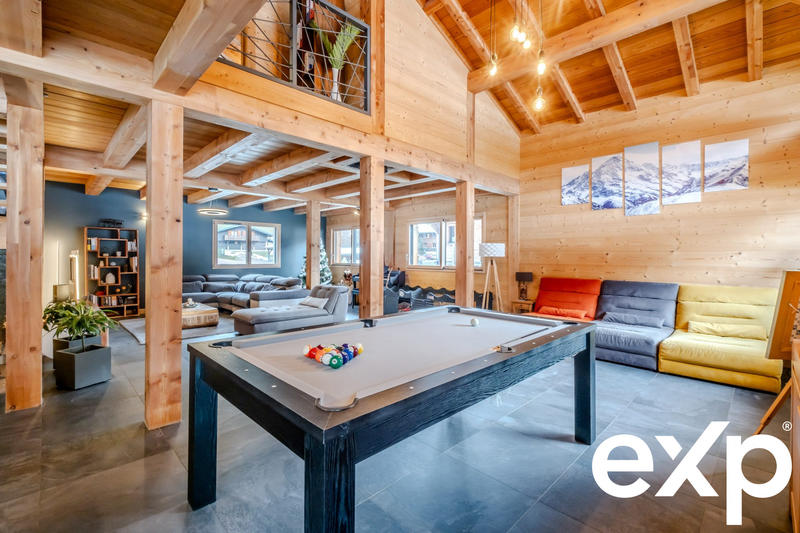 Châlet - 265 m² - 10 pièces