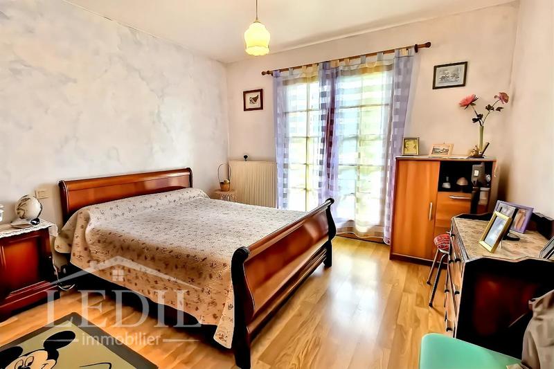 Maison - 136 m² - 4 pièces