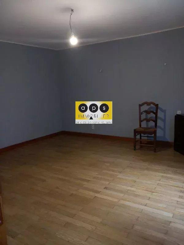 Propriété - 132 m² - 4 pièces