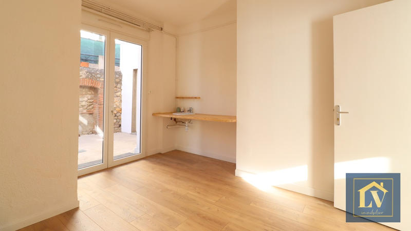 Local commercial - 24 m² - 2 pièces